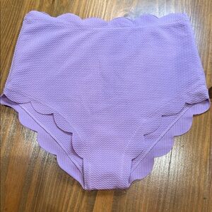 Zaful Lavendar textured high waisted petal scalloped Bikini bottom 4 Medium NWOT